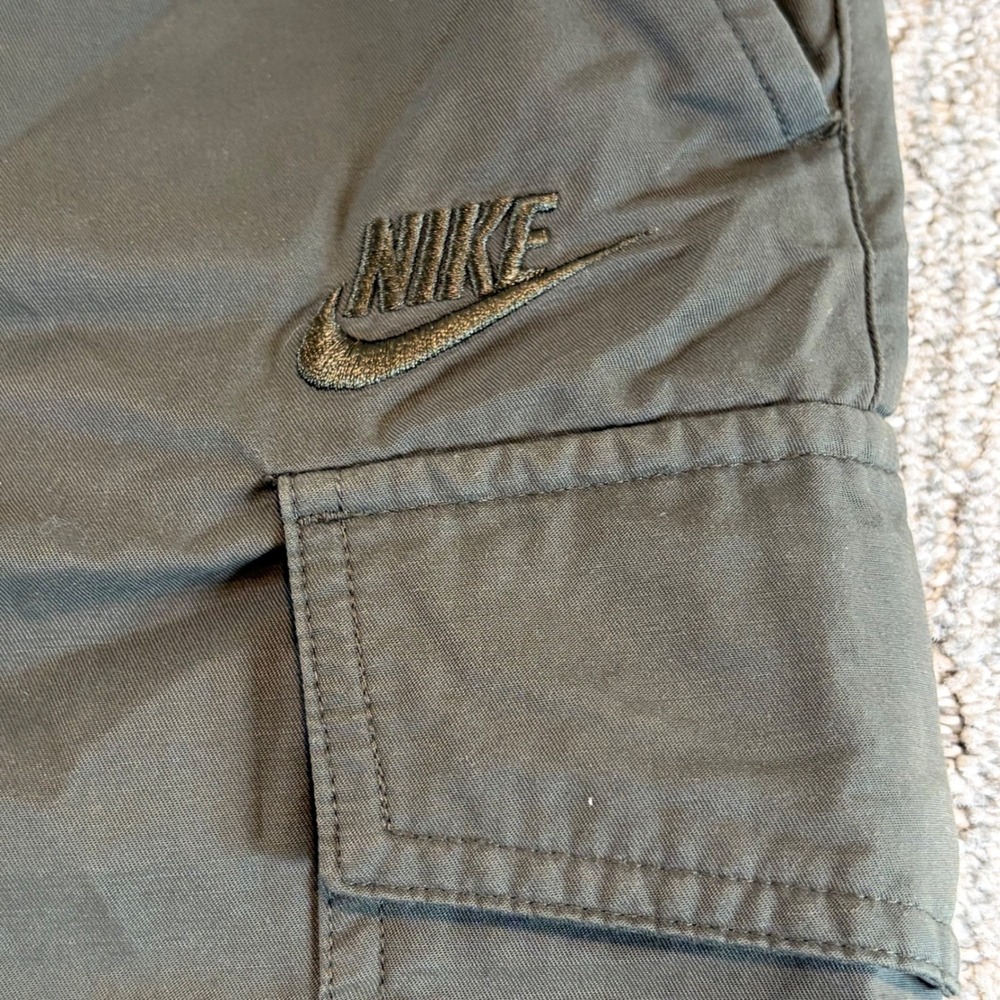 Nike Cargo Shorts Men Medium‎ Olive Green DD4728-355 Cotton Nylon Sportswear - Picture 5 of 11